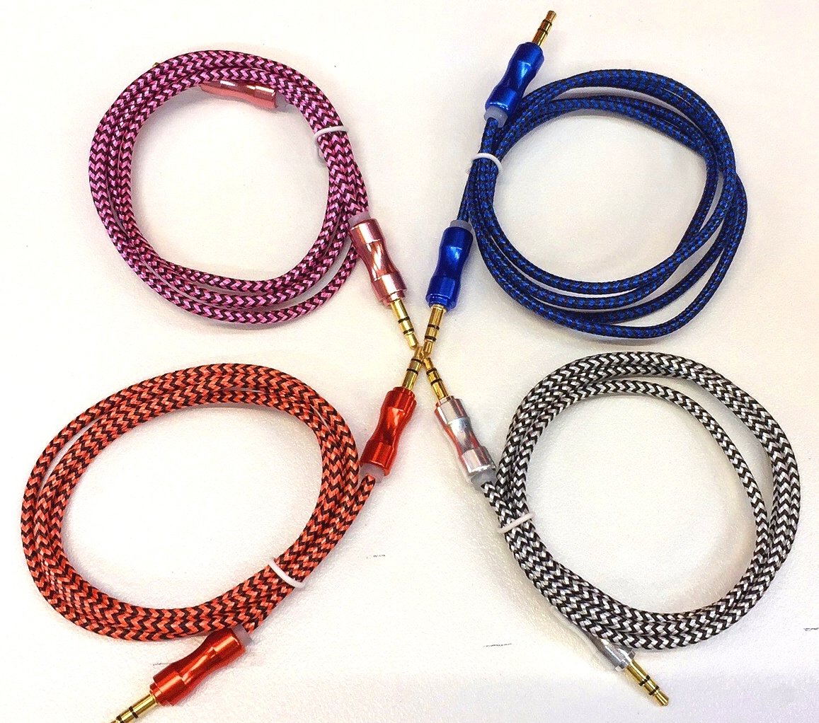 Data Cable Aux ( Randm Color )